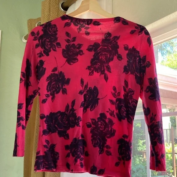 Women's Garnet Hill Pink & Black Cardigan with Rose Detail & 3/4 sleeve, size M - Picture 5 of 8